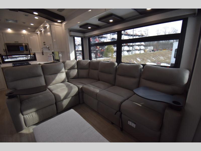 2026 Jayco Pinnacle 38FBRK, $ 158,297