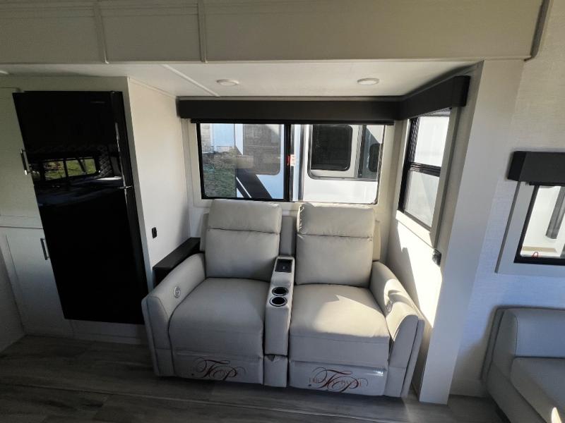 2026 Keystone Arcadia Super Lite 260SLCL, $ 49,999