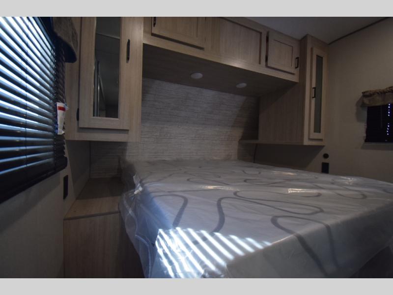 2025 Forest River Aurora 24RBS, $ 23,990