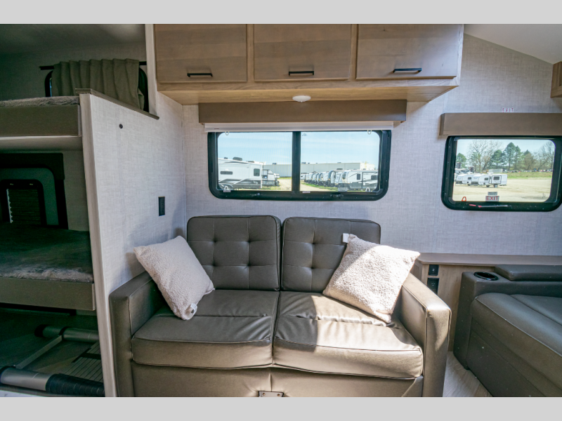 2022 Ember Overland Series 170MBH, $ 26,990