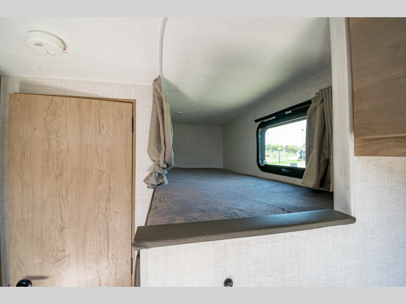 2022 Ember Overland Series 170MBH, $ 26,990