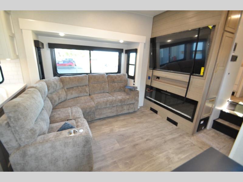 2026 Jayco Eagle 365UKTS, $ 104,530