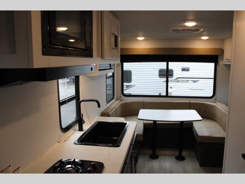 2025 Keystone Bullet Classic (East) 1900RD, $ 18,999