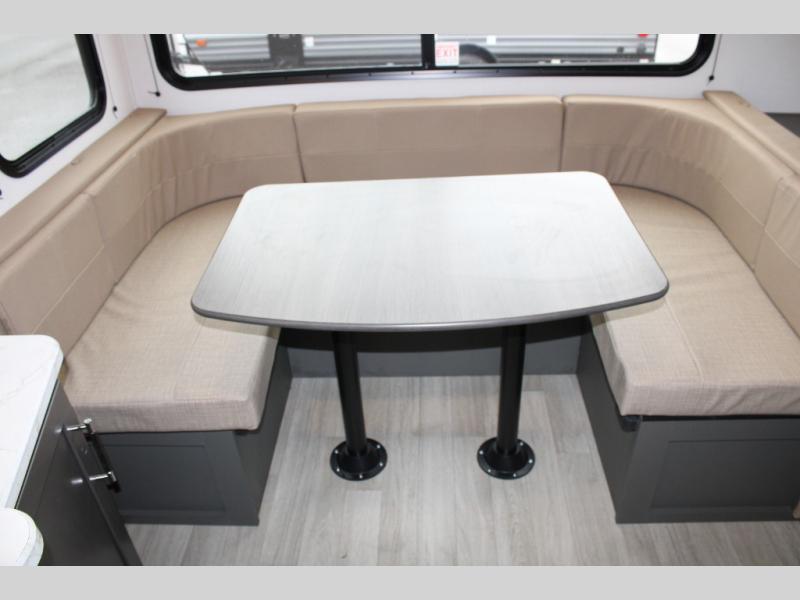 2025 Keystone Bullet Classic (East) 1900RD, $ 18,999