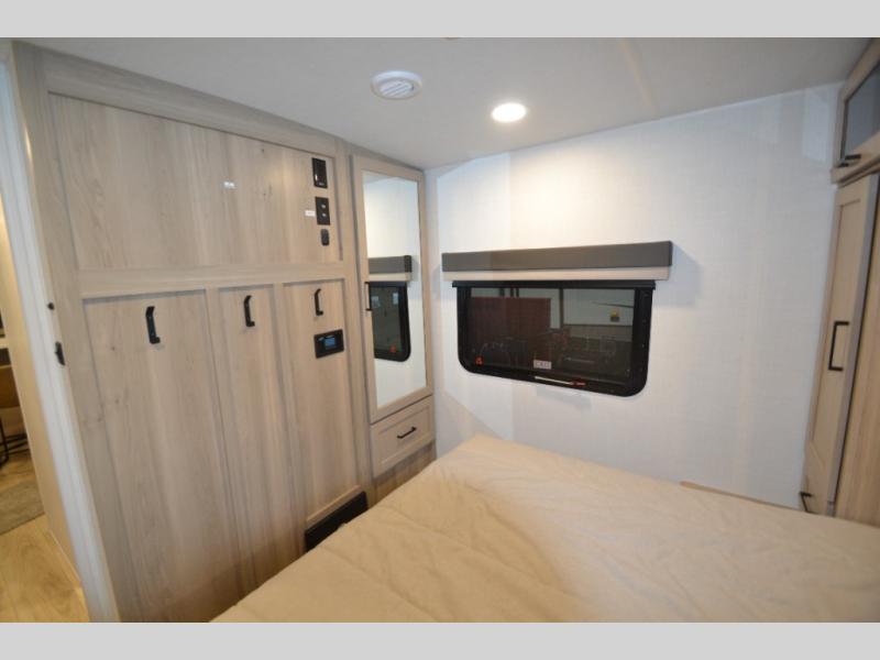 2026 Forest River Flagstaff Super Lite 29SRL, $ 61,610