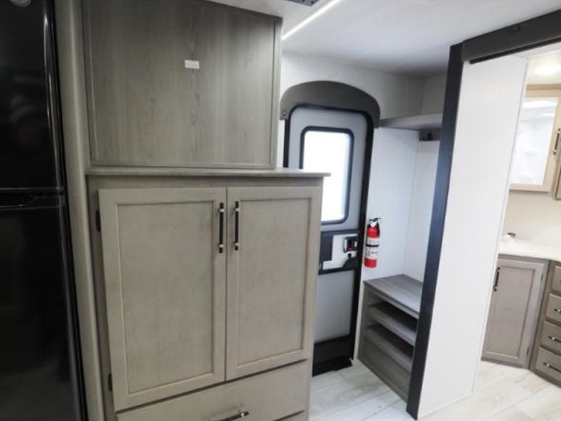 2025 Keystone Hideout 24RBS, $ 23,999