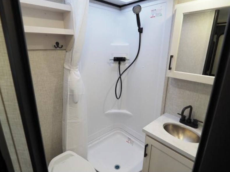 2025 Jayco Jay Feather Micro 166FBS, $ 21,999