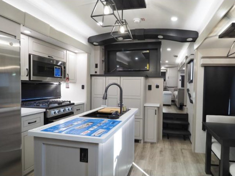 2026 Jayco North Point 382FLRB, $ 168,047