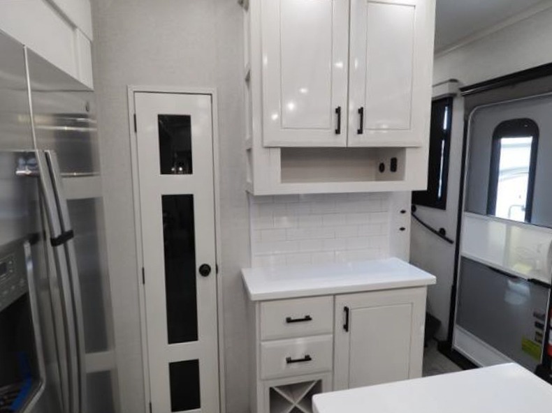 2026 Jayco Pinnacle 32RLTS, $ 94,999