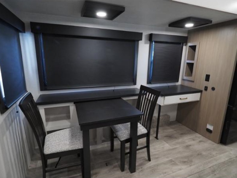 2026 Jayco Eagle 365UKTS, $ 104,530