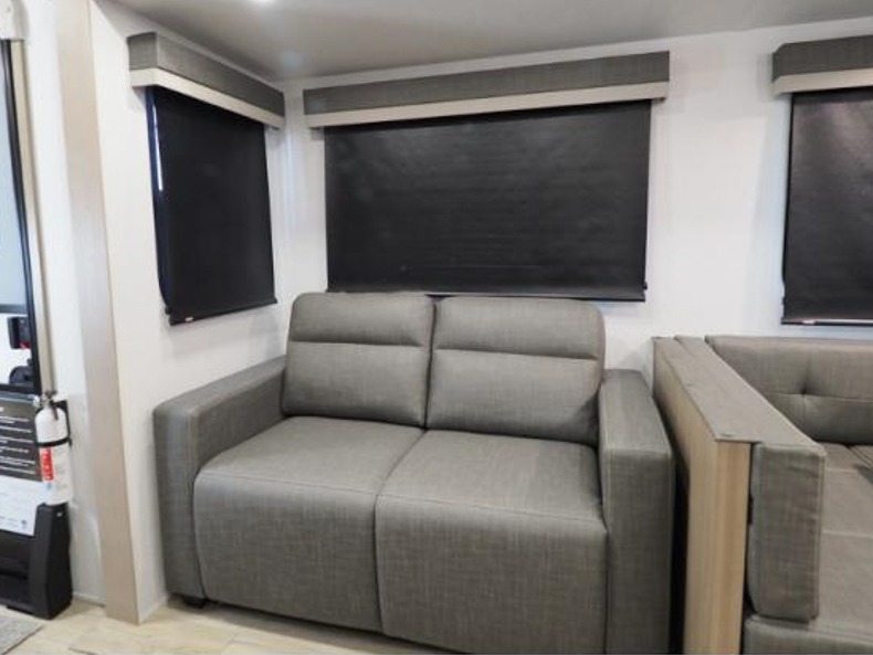 2026 Forest River Rockwood Signature Travel Traile, $ 79,056