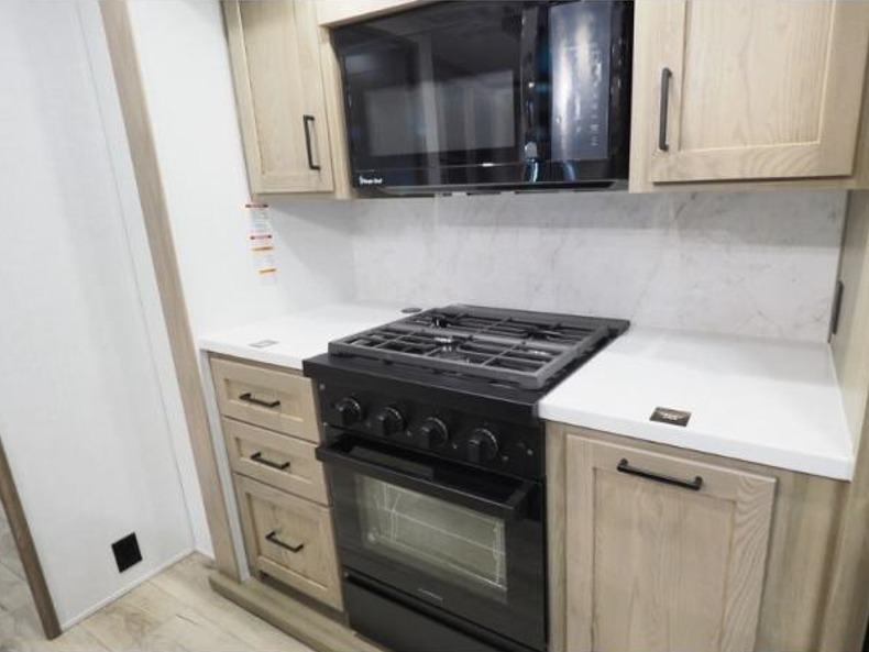 2026 Forest River Rockwood Signature Travel Traile, $ 79,056