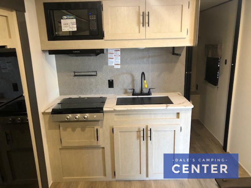 2025 Shasta I-5 525RS, $ 26,999