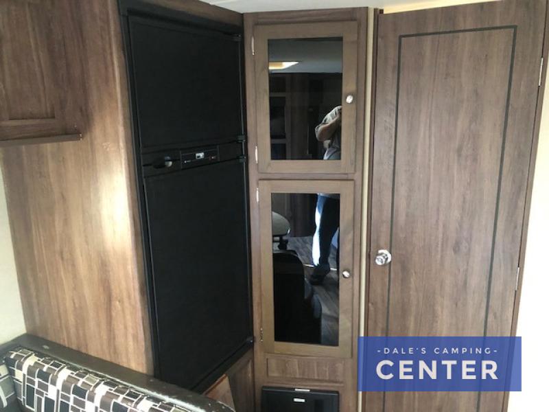 2015 Dutchmen Coleman 249RB, $ 9,999