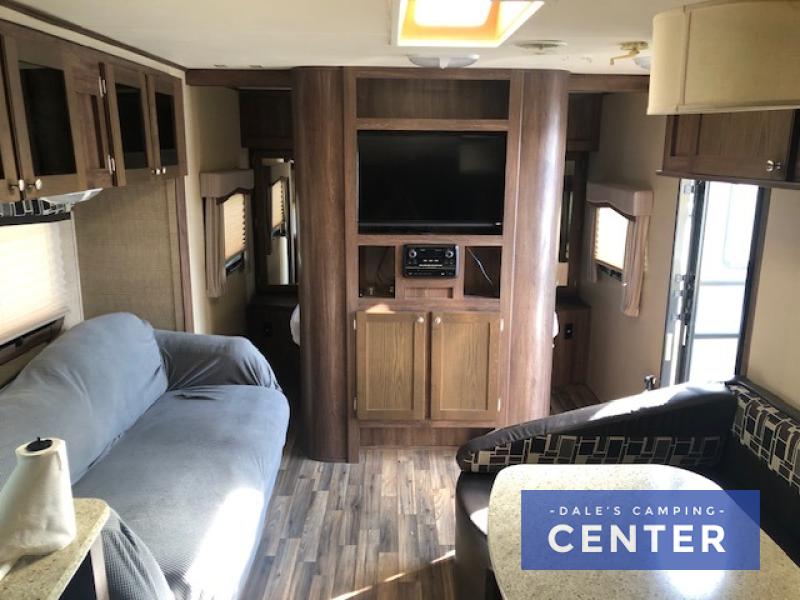 2015 Dutchmen Coleman 249RB, $ 9,999