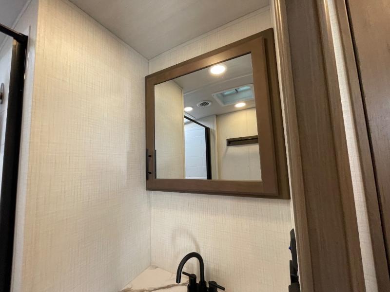 2026 Keystone Cougar Half-Ton (Travel Trailer) 29R, $ 62,717
