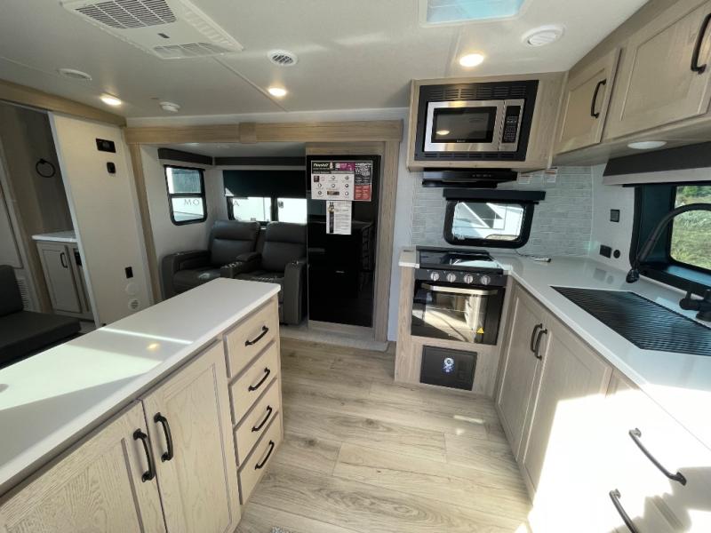 2025 Forest River Flagstaff Super Lite 26SFK, $ 58,835