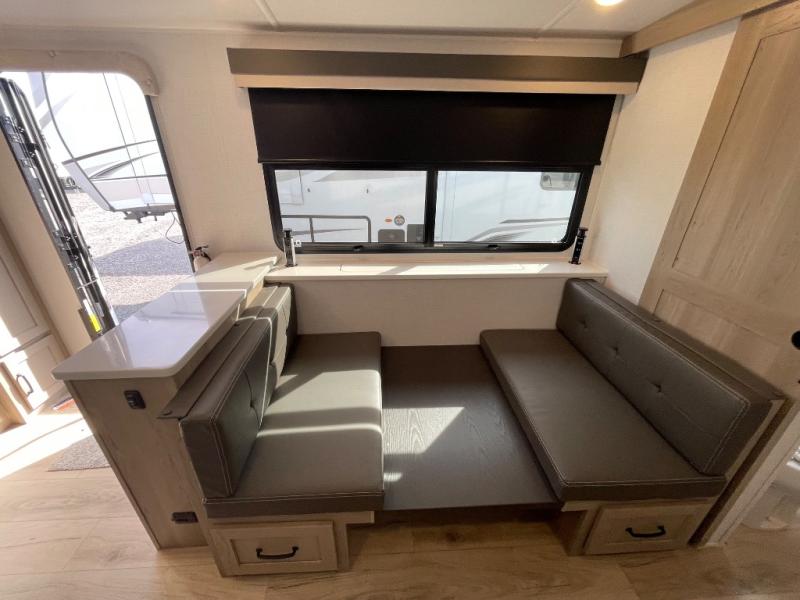 2025 Forest River Flagstaff Super Lite 26SFK, $ 58,835