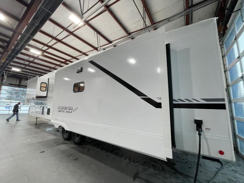 2026 Forest River Cherokee Arctic Wolf 38LEAH.G, $ 112,799