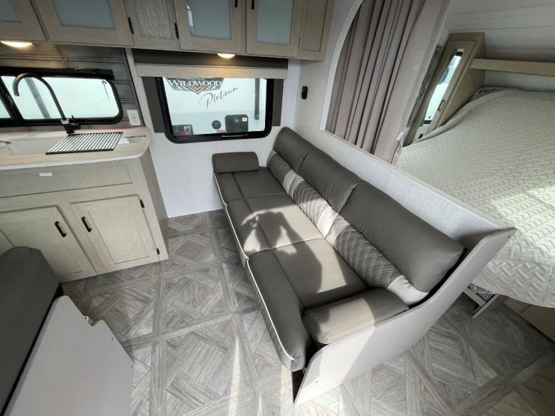 2024 Forest River Wildwood X-Lite 261BHXL, $ 21,995