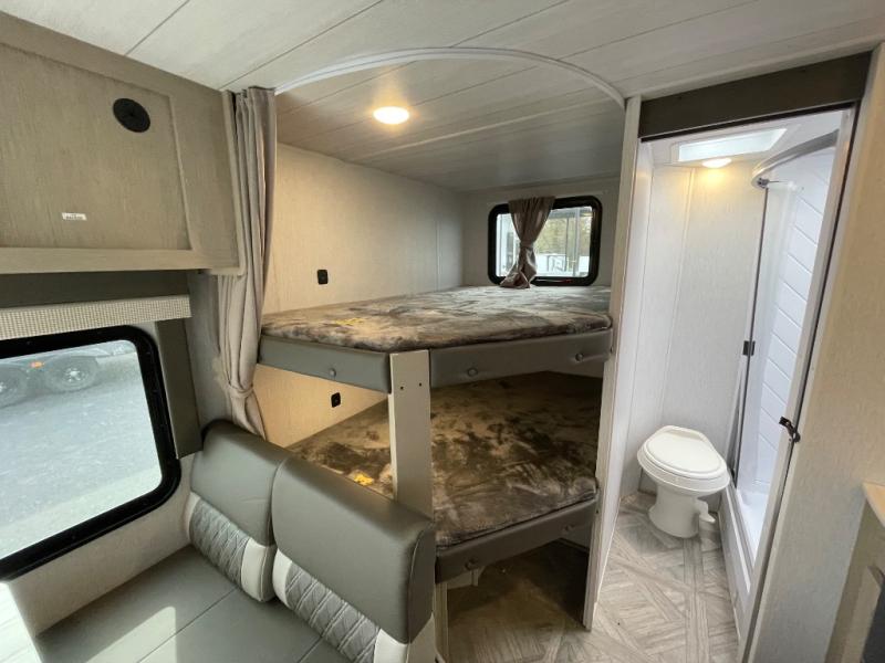 2024 Forest River Wildwood X-Lite 261BHXL, $ 21,995