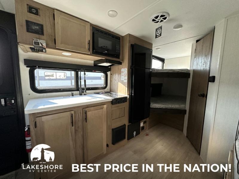 2025 Forest River Cherokee Wolf Pup Black Label 17, $ 42,699