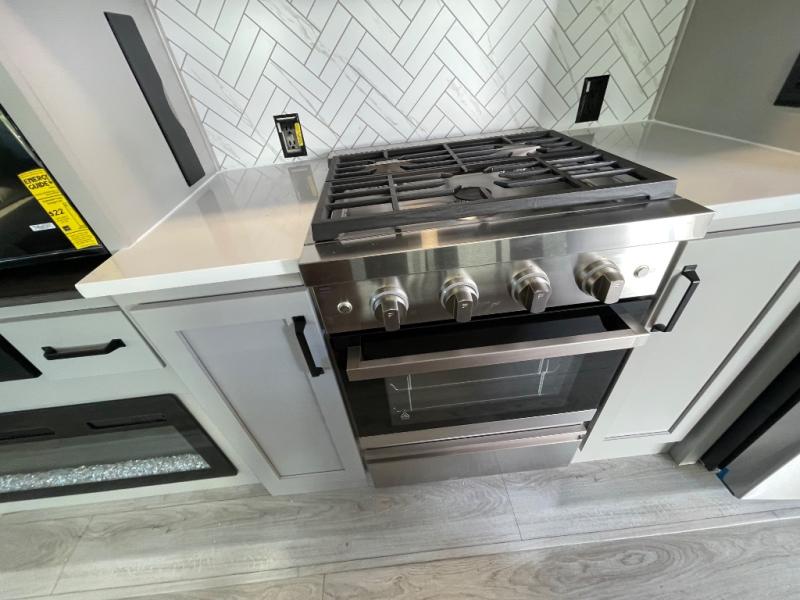 2026 Keystone Montana High Country 295RL, $ 92,806