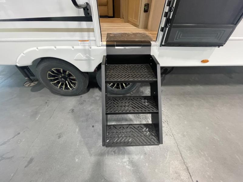 2026 Keystone Cougar Half-Ton (Travel Trailer) 25M, $ 55,202