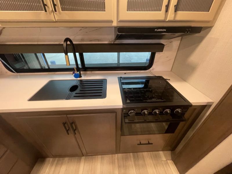 2026 Keystone Cougar Half-Ton (Travel Trailer) 25M, $ 55,202