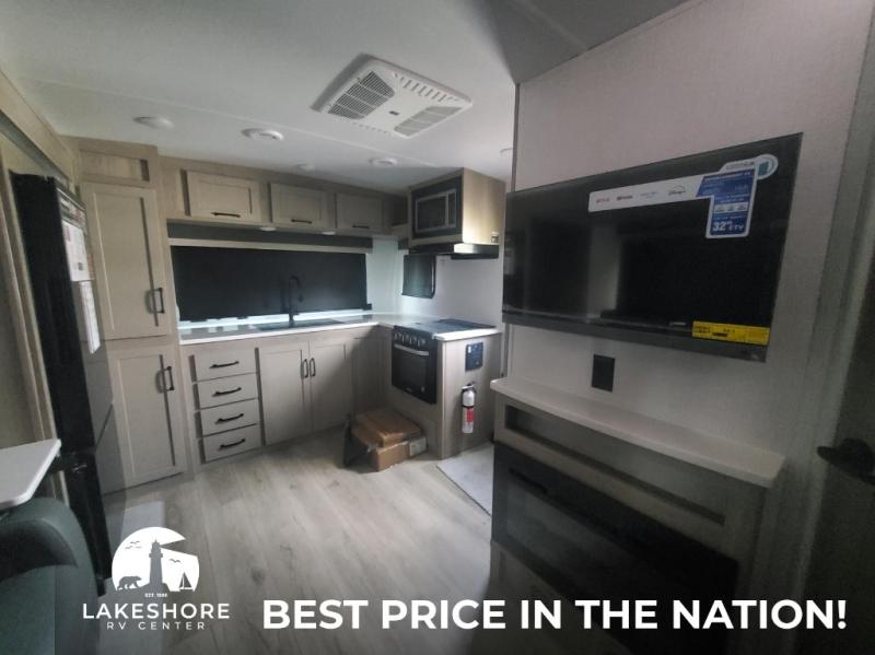 2025 Forest River Flagstaff Micro Lite 25FKBS, $ 52,819