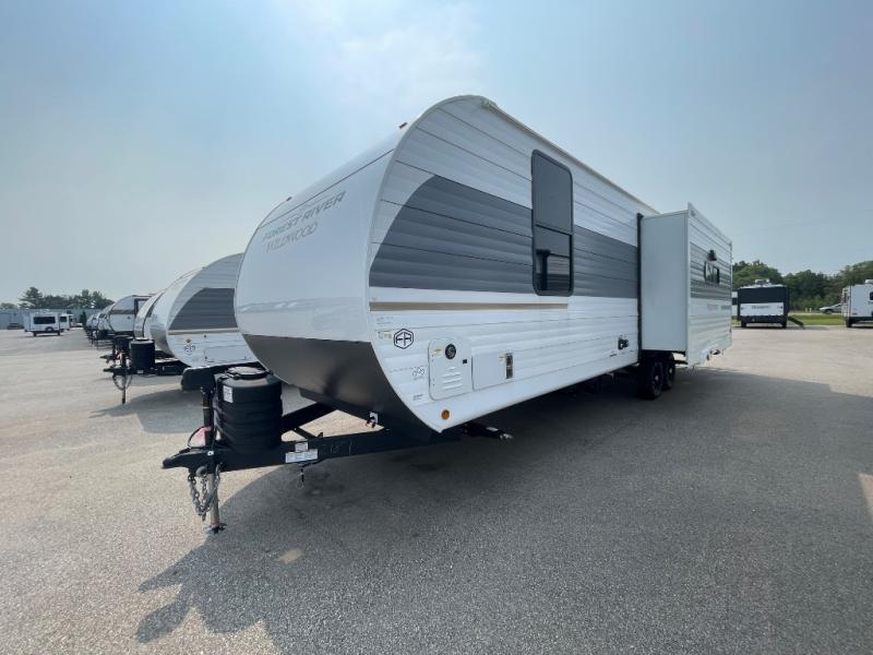2025 Forest River Wildwood 27RE, $ 49,718