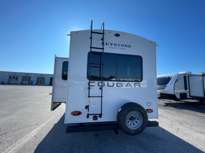 2026 Keystone Cougar Half-Ton (Travel Trailer) 25R, $ 55,352