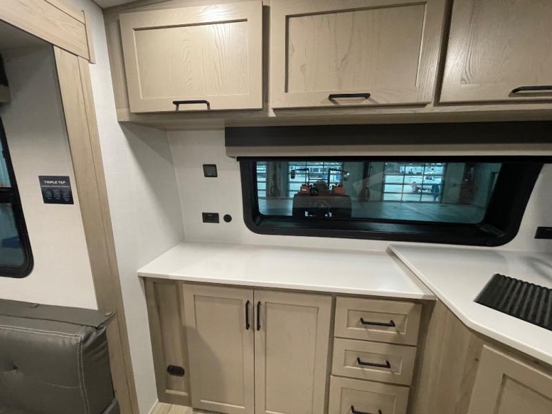 2026 Forest River Flagstaff Super Lite 26FKBS, $ 53,895