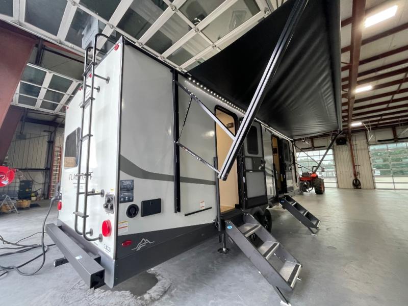 2026 Forest River Flagstaff Super Lite 26FKBS, $ 53,895