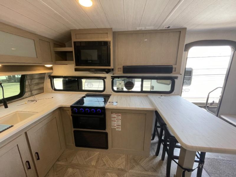 2024 Forest River Wildwood 28FKG, $ 57,215