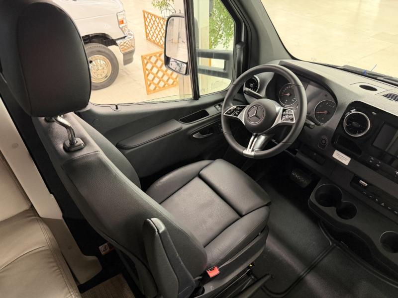 2026 Winnebago EKKO 23B, $ 189,990