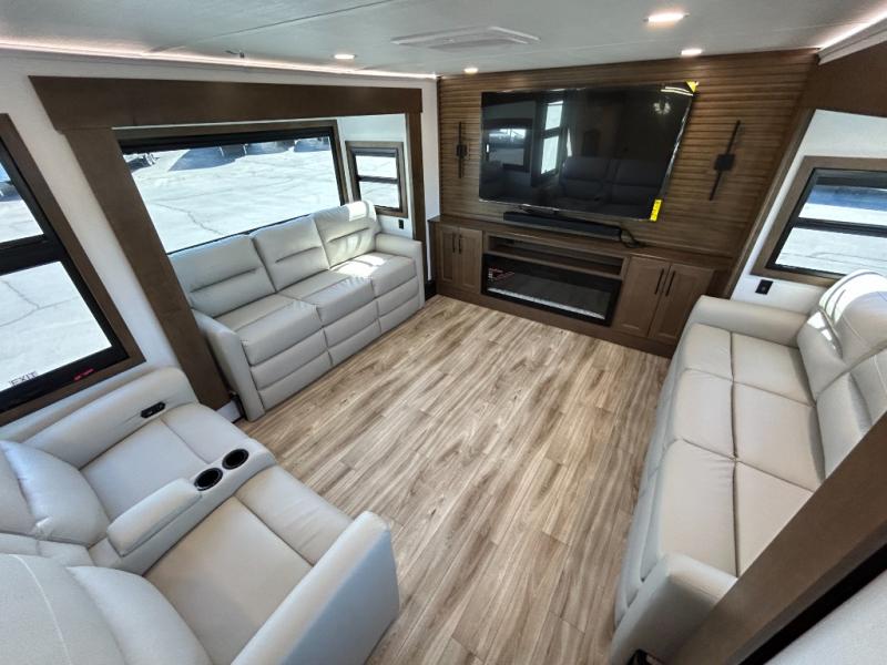 2027 Keystone Montana 3800FL, $ 134,995
