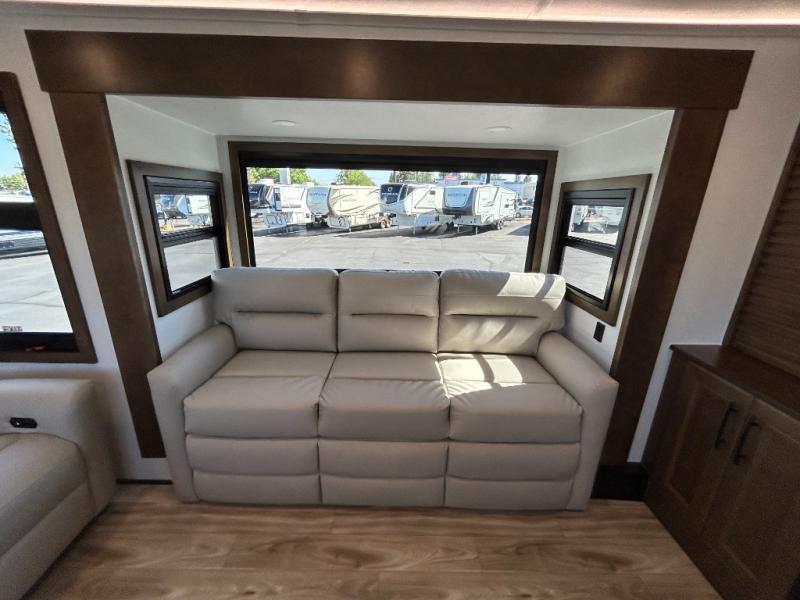 2027 Keystone Montana 3800FL, $ 134,995