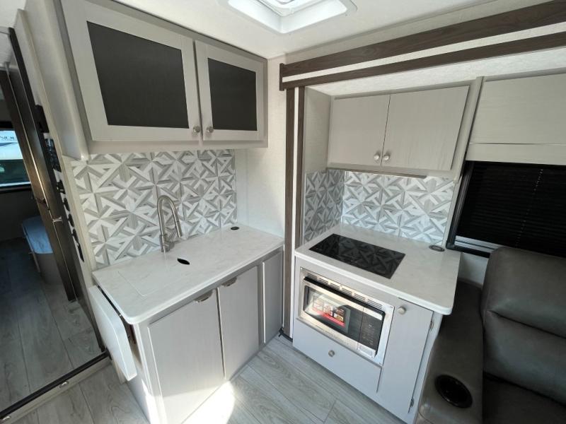 2026 Coachmen Entourage 330DS, $ 169,998