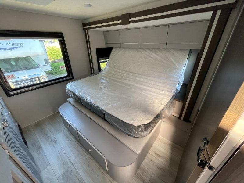 2026 Coachmen Entourage 330DS, $ 169,998