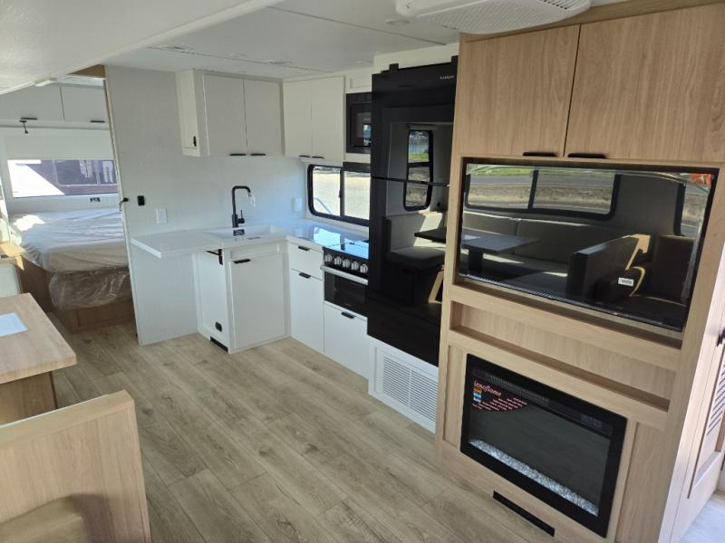 2026 Winnebago Thrive 28BHS, $ 46,998