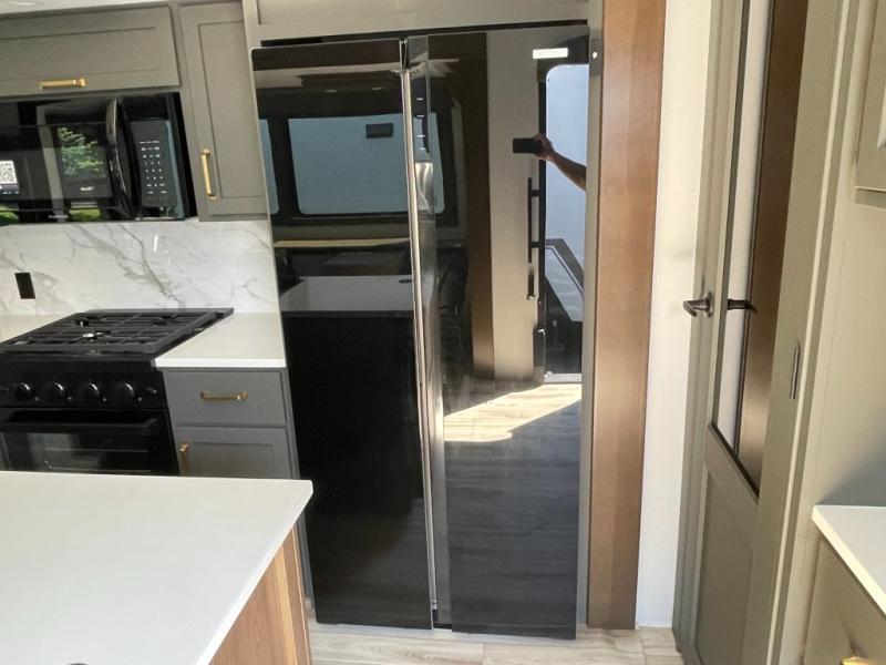 2026 Keystone Montana High Country 290RL, $ 89,990
