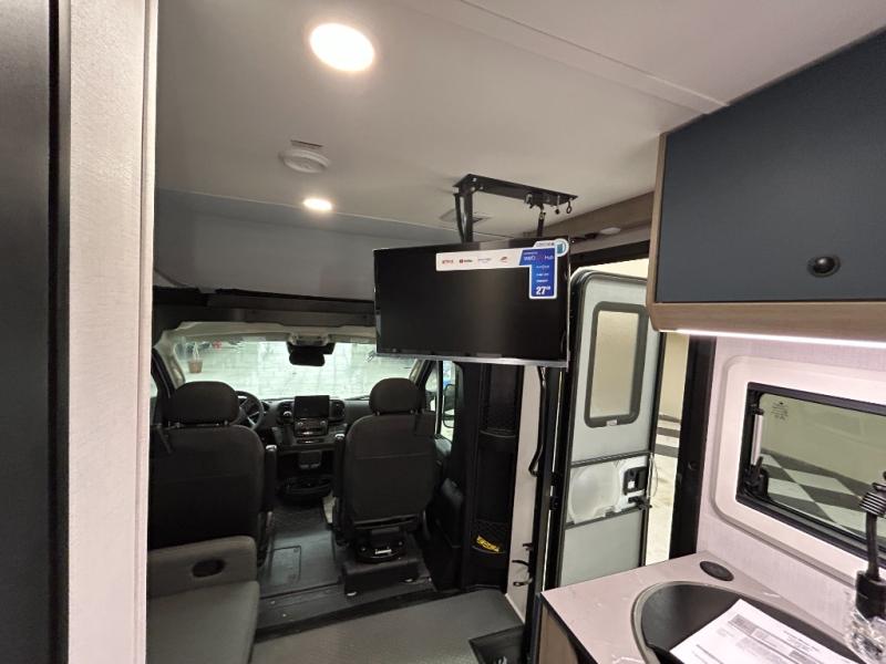 2026 Forest River Forester PM 2031RP, $ 99,998