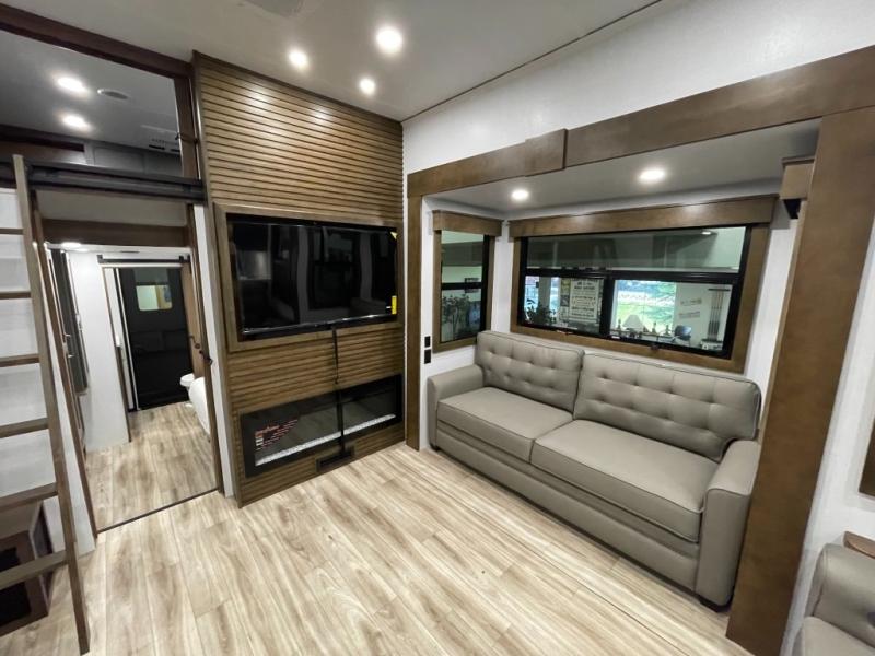2027 Keystone Montana High Country 391TB, $ 119,990