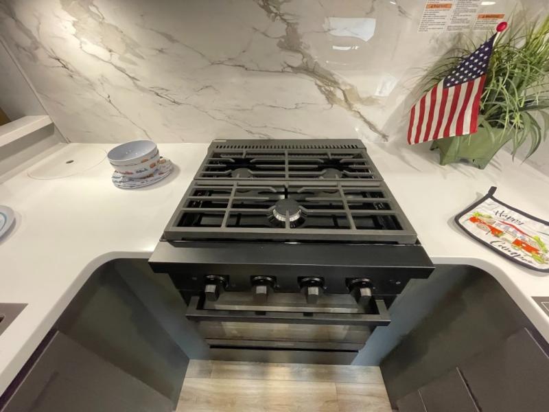2027 Keystone Montana High Country 391TB, $ 119,990