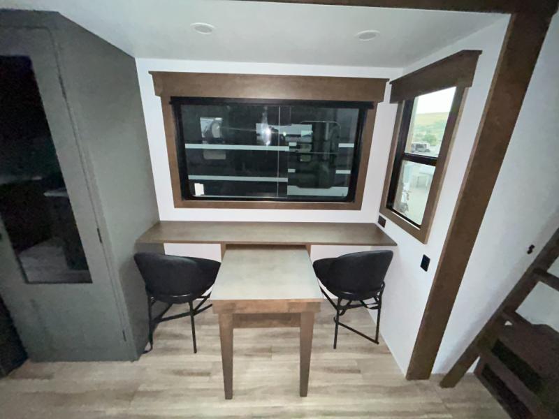 2027 Keystone Montana High Country 391TB, $ 119,990