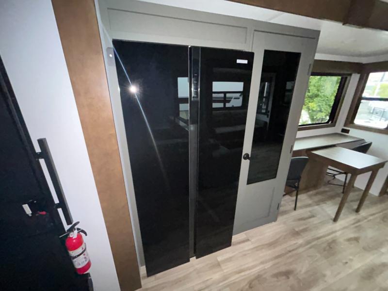 2027 Keystone Montana High Country 391TB, $ 119,990