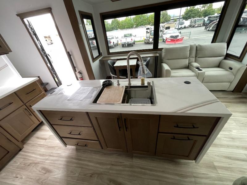 2027 Keystone Montana 3100RL, $ 129,990