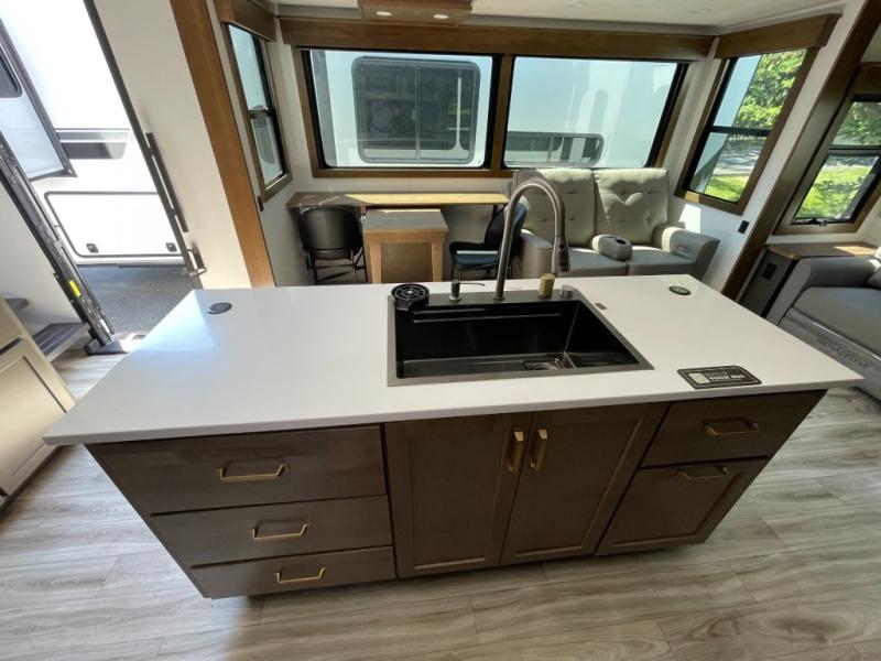 2026 Keystone Montana High Country 290RL, $ 84,990