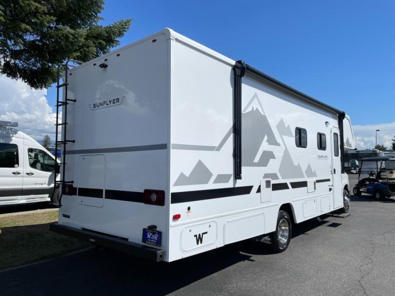 2027 Winnebago Sunflyer 28MB, $ 138,510